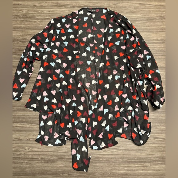 Lane Bryant High-Slit Over piece with Hearts Size 22/24 - Picture 1 of 4